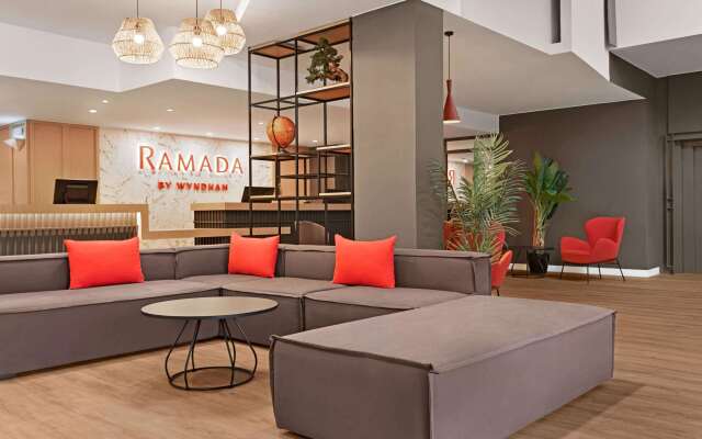 Ramada by Wyndham Valencia Almussafes