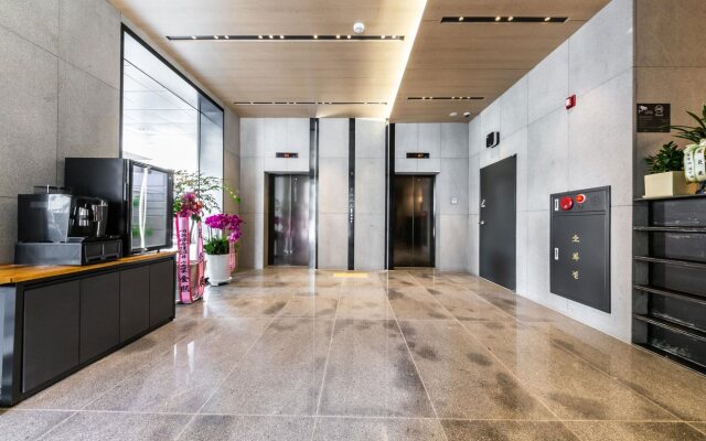 Hotel The Artist Yeonsinnae