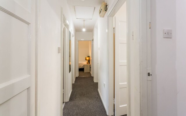 Lovely 3-bed Apartment in Newcastle Upon Tyne