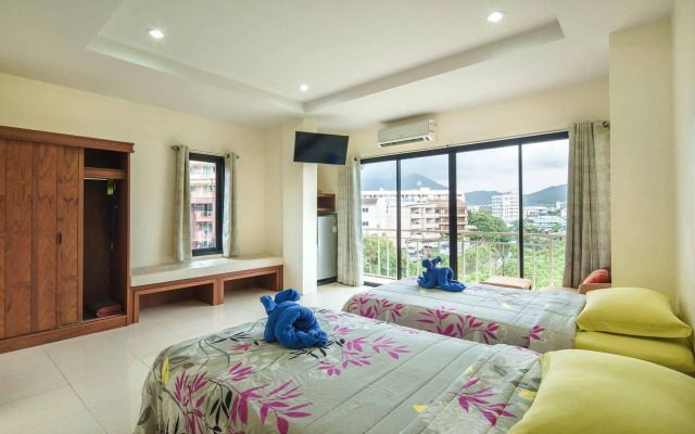 Ban Patong Residence