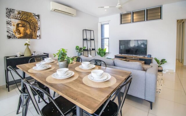 ZEN CENTRAL CBD - 3 Bedroom Apartment