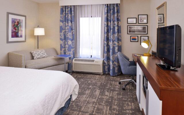 Hampton Inn & Suites Wilmington