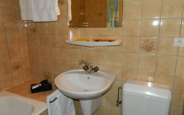 Logis Hotel Les Sapins