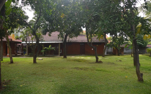 Bagus Beach Resort Lovina