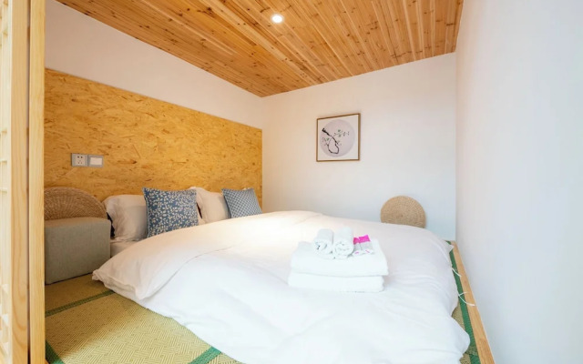 Shanghai Hills&XING 132 Family Homestay