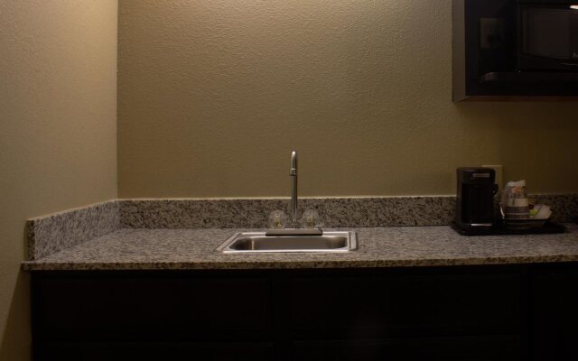 Best Western Plus Menomonie Inn & Suites