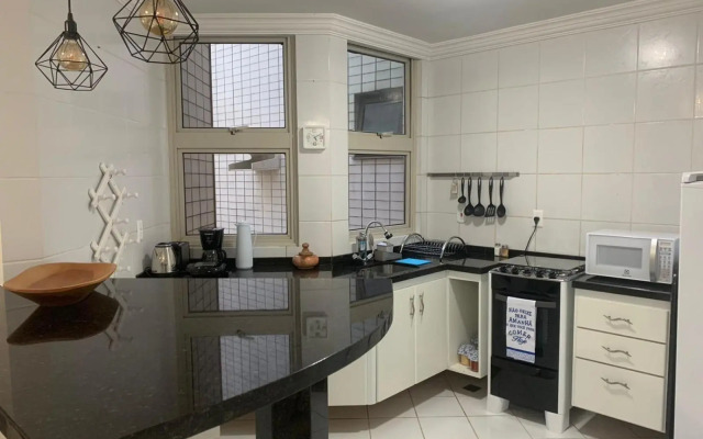 Apartamento Praia das Dunas, c WiFi, TV!