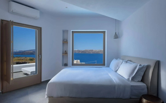 Earino Suites and Villa