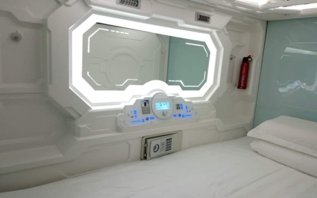 Stay With Me Capsules Hostel