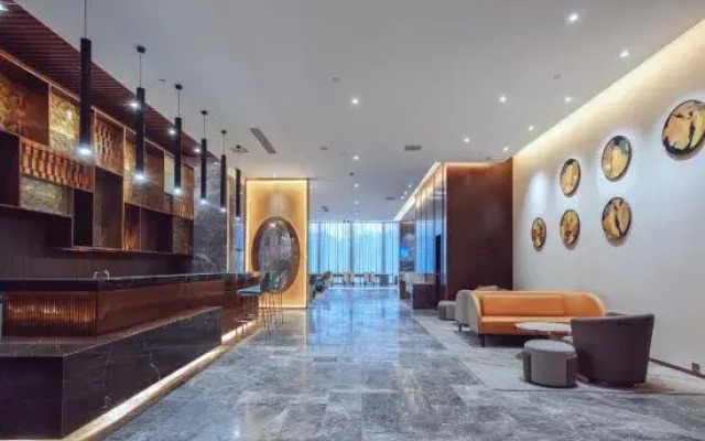 Orange Hotel (Taizhou Mixc Financial Center)