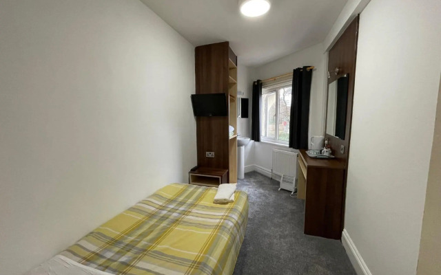 Gainsborough Lodge