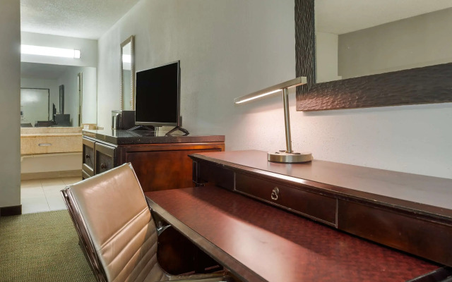 Rodeway Inn