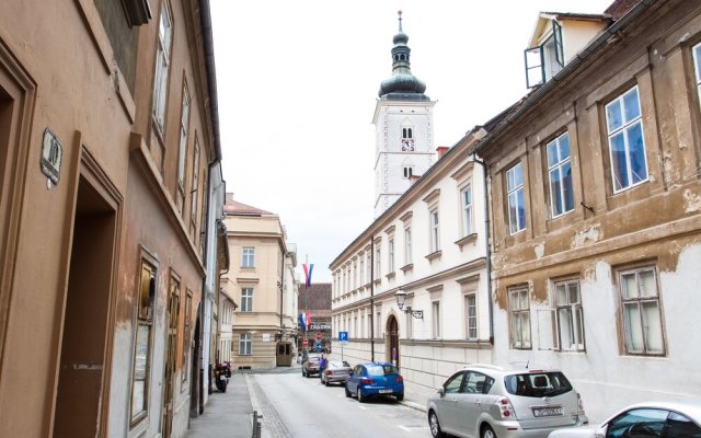 Irundo Zagreb - Old Town Apartments