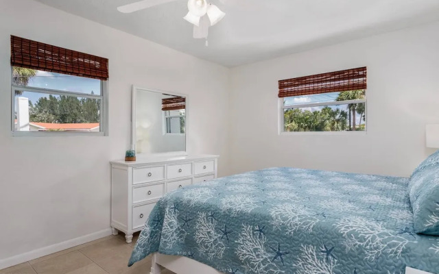 Nokomis Home Close to Beach