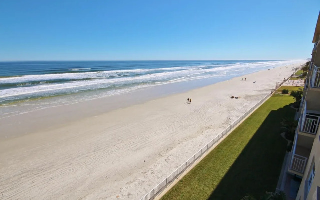 Sea Coast Gardens III 406