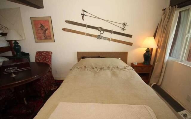 Mammoth Ski & Racquet Club #54