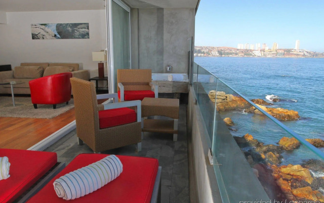 Radisson Blu Acqua Hotel & Spa Concon