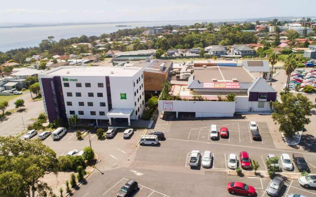 ibis Styles The Entrance