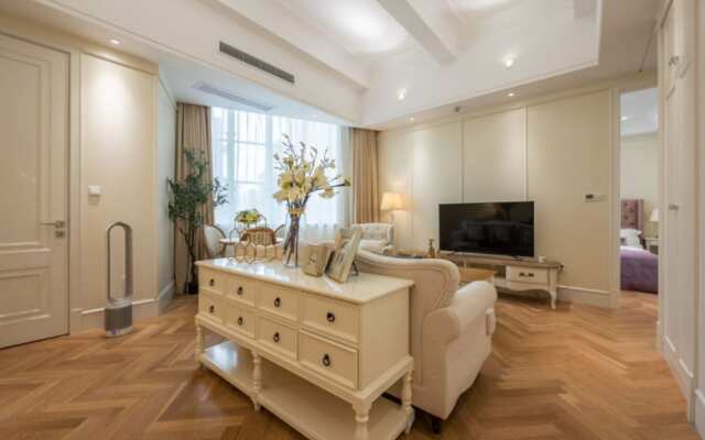 Hidden Residence- No.3 on the Bund