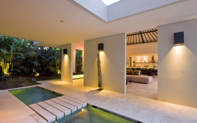 Private Villas, 4 Br, Canggu With Staff