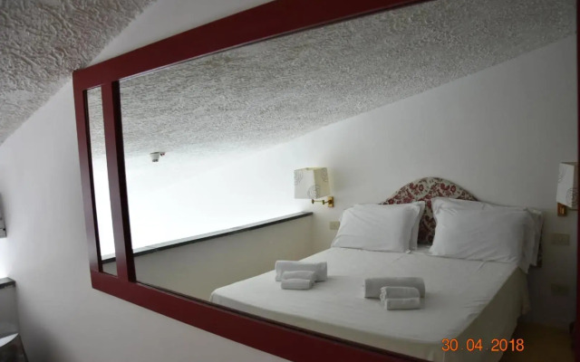Marina Club Hotel