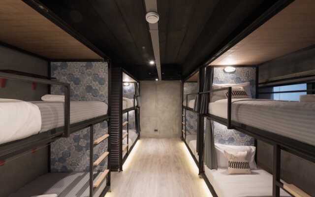 WesTory - Hostel