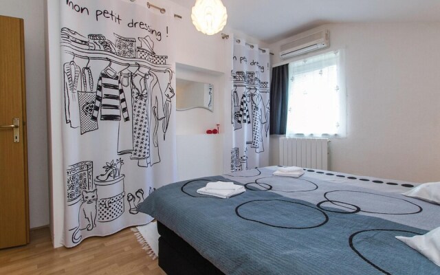 Amazing Home in Nedescina With Wifi and 5 Bedrooms