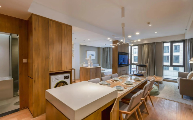 Luoyang Hesheng Hotel (Peony Plaza)