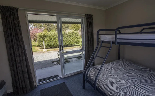 Fiordland Great Views Holiday Park