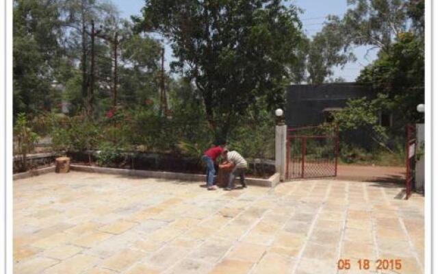 2 Bhk Bunglow At Lonavala