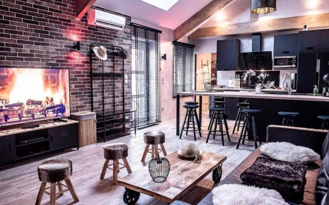 Appart Hotel GLAM88 Suites Avec SPA et Sauna Privatif