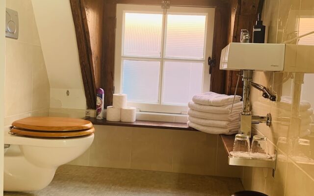 Amsterdam Central Guest House