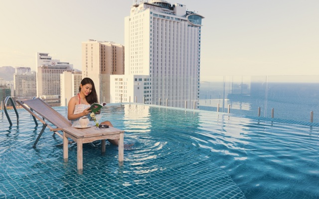 V Hotel Nha Trang