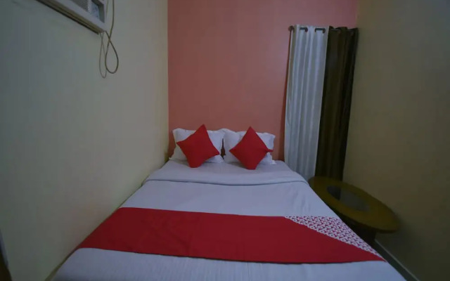 Oyo Home 3688 Apartment Palace