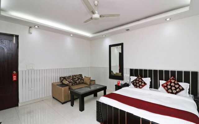 Oyo 12340 The Royal Park Plaza