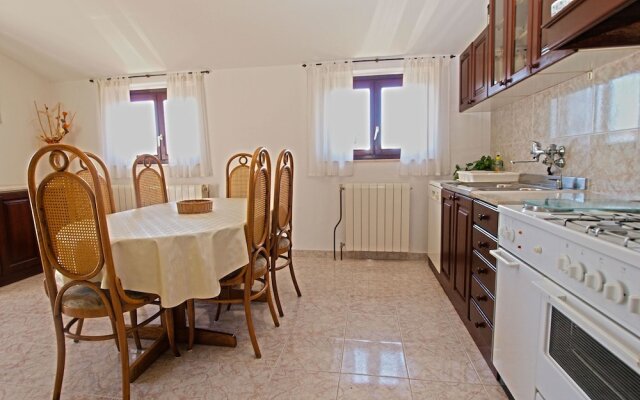 Apartments Milio 1105