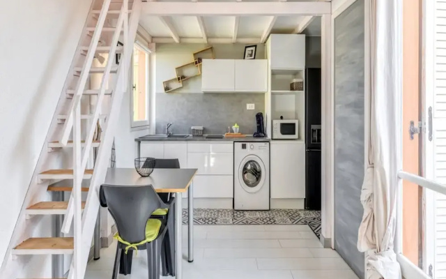 Modern Stay by the Beach