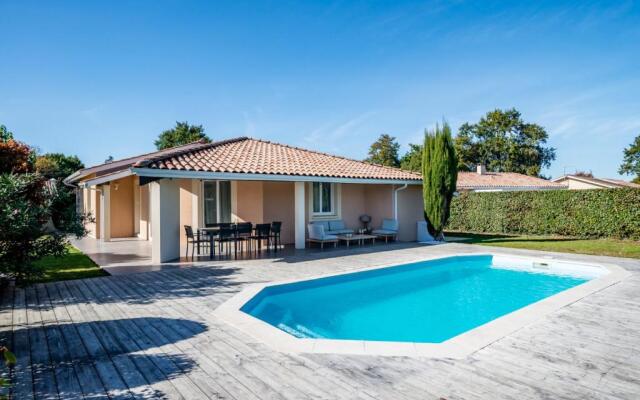 Frenchyhomes☆villapiscine☆8pers☆centrebassin