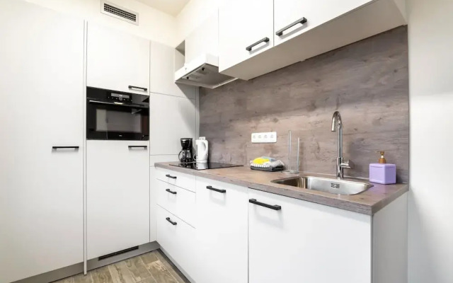 Inviting Apartment With Terrace