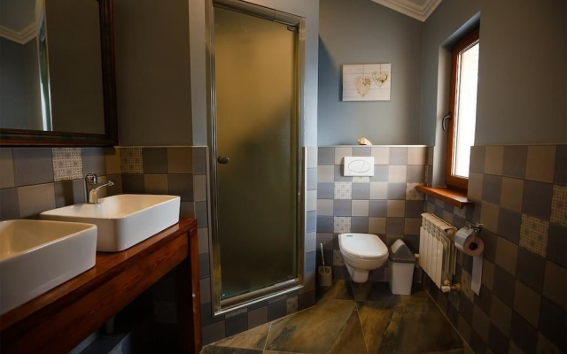 Mountain Road Hostel