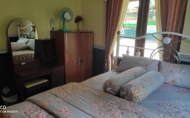 Homestay Hanum by ZUZU
