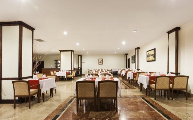Numa Club Side