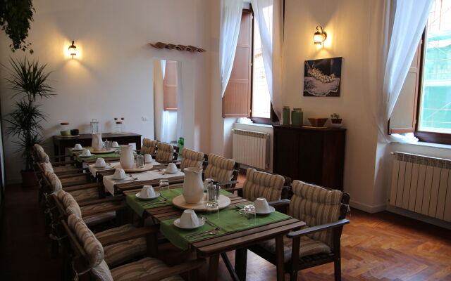 B&B Gallidoro Maqueda 124 st