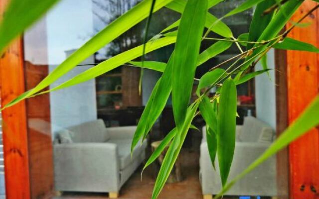 Yuansu City Guesthouse