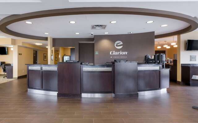 Clarion Hotel Beachwood - Cleveland