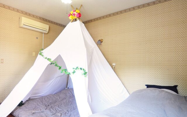 Next Tainment - Hostel