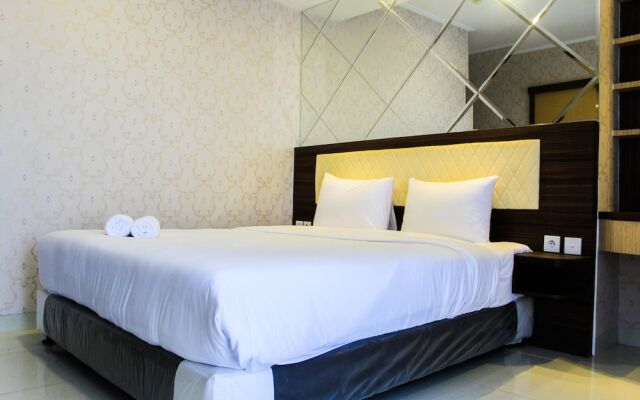Golf View 2BR Apartment @ The Mansion Kemayoran