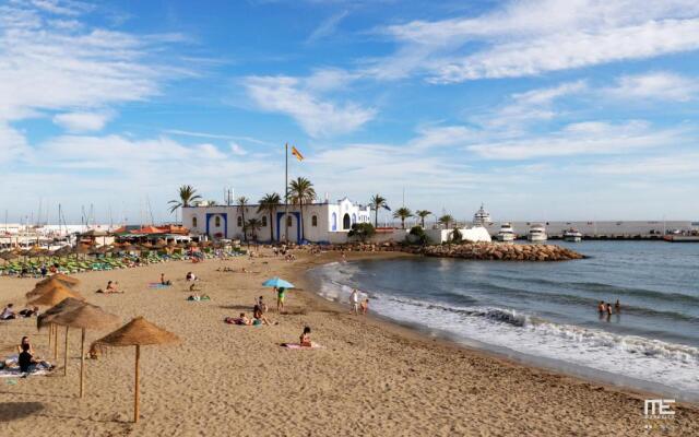 Duplex apartment on the beach 71