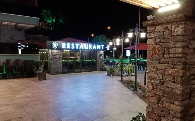 Sarigerme New Gate Hotel