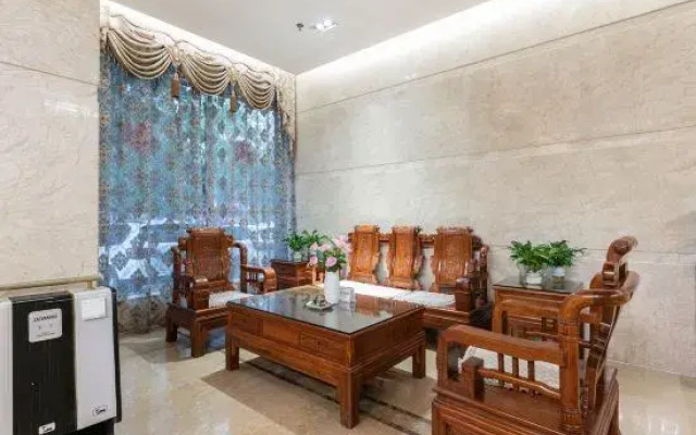 LinCang Jiayi Jinhui Hotel (Municipal People's Government Branch)